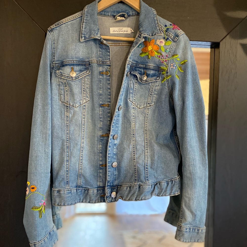 H&M jean jacket with embroidery